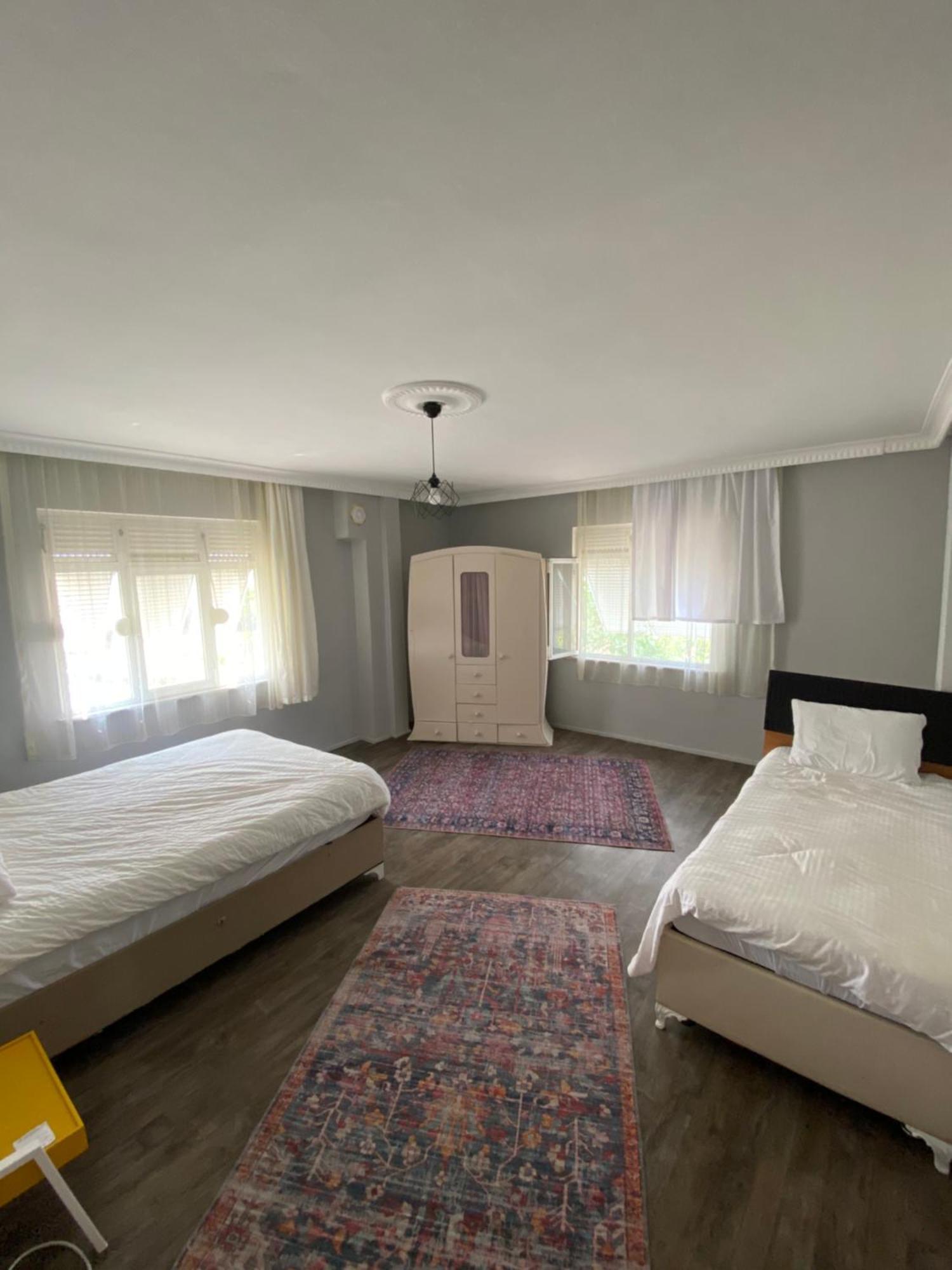 Triplex House Near The Airport Arnavutkoy Exterior foto